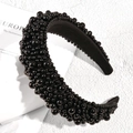 Détail du serre-tête rembourré de luxe avec perles noires et doublure en velours - Noir