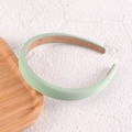 Cerchietto in spugna verde menta a tinta unita con trama in tessuto per donne minimal - 1.8 / Verde Erba