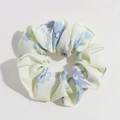 Haargummi aus Stoff in Creme mit zartem blau-weißem Blumenmuster für Damen - Gelb Blau Bedruckt