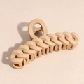 Close-up of matte milk tea brown large hair claw clip with stylish chain link design - Braided Style / Brown