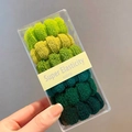 Détail de chouchous à cheveux dégradés vert dans une boîte transparente robuste - Dégradé Vert