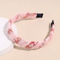 Detail of pink floral fabric headband with pleated chiffon texture and anti-slip tips - Printed Pink