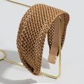 Brede retro gevlochten haarband in karamelbruin met raffia textuur voor dames - Khaki Plat Breed