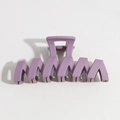 Pinza para el cabello clásica en color morado mate con diseño geométrico entrelazado - Pinza W Hueca Violeta