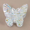Détail du clip à cheveux papillon nacré avec des éclaboussures d'encre artistiques - Bleu-Jaune