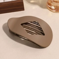Pinza per capelli ovale marrone scuro opaco con design a rombi per capelli - Marrone Giallastro