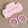 Süßes rosa Plüsch-Haarklammer-Set mit zwei passenden spiralförmigen Haargummis - Plüschkralle Und Spiralgummis / Plüsch Rosa