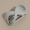 Pinza per capelli minimalista a forma di 8, finitura verde grigio opaco Morandi opaco - Texture Opaca / Grigio