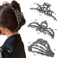 Pince à cheveux gothique en métal gris foncé avec motif de toile d'araignée et main de squelette - Ensemble 19