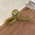 Elegant olive green acrylic hair claw clip with a retro matte texture and wrap design - Green