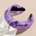 Détail d'un serre-tête violet noué avec tissu à motifs et doublure intérieure antidérapante - Violet Tennis