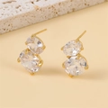 Elegante gouden oorknopjes met twee ovale zirkonia's in een verticaal geometrisch design - Dubbele Traan Ovale Stijl (es106)