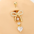 Goldenes Schmetterling Bauchnabelpiercing mit Herz-Zirkonia auf gebogenem Stahlstab - Gold