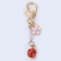 Llavero de fresa y flor rosa con cierre de corazón y perlas para bolsos - Granada 3D