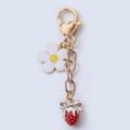 Portachiavi creativo con fragola e margherita con chiusura a cuore dorata per borsa - Fragola con Fiocco Rosso