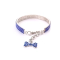 Collier pour animaux avec trois rangées de strass bleus et un pendentif en os - Bleu