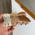 Detail der süßen Trio Hunde Haarklammer aus hochwertigem Acetat in drei schicken Farben - Karamell System