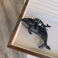 Detail of whale acetate hair claw with marble texture and rhinestone eye embellishment - Black Mother-Child Whale Style / 12x6.5cm