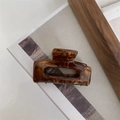Dettaglio del fermaglio per capelli rettangolare in acetato marrone tartarugato - Rettangolare Piccolo