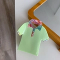 Detail der kreativen acetat haarklammer in t-shirt form mit strasssteinen und marmormuster - Grünes Hemd Haarkralle (7cm Lang 6.7cm Breit)