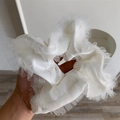 Grande elastico per capelli in raso bianco con bordi in pizzo e ruches delicate - Pizzo Bianco