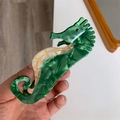 Pinza per capelli a forma di cavalluccio marino in acetato verde con dettagli oro - Stile Cavalluccio Marino Verde / 10.8x3.5cm / Verde Smeraldo