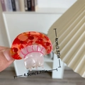 Pinza para el pelo de seta en acetato con patrón de mármol rojo y dientes de peine rosa - Pinza de Seta Roja