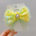 Fermaglio per capelli a farfalla in pizzo con girasole e perla su scheda coniglio - Giallo
