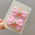 Noeuds à cheveux en satin rose avec dentelle blanche et perle de cœur sur carte - Style Cœur Perle Rose Anna