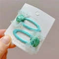 Paar muntgroene pailletten haarspeldjes voor meisjes met glanzend mesh op witte kaart - Groen