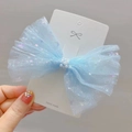 Barrette à cheveux avec nœud en tulle bleu clair, perles blanches et paillettes pour filles - Bleu clair