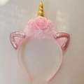 Rosa und goldener Einhorn-Haarreif mit Stoffrosen und Pailletten für Mädchenpartys - Rosaohr-Stil (粉耳朵独角发箍)