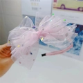 Cerchietto rosa con fiocco in tulle per bambine con paillettes laser e tessuto di raso - Cerchietto con Fiocco Grande Rosa