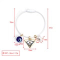 Blaues Evil Eye Kabelarmband mit Perle und goldenem Dreiecksanhänger 50 mm Innendurchmesser - Böser Blick Runde Perle Gold Dreieck Auge Perle Stil (BE1442WH01)