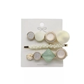 Detalle de un set de 3 horquillas para el cabello con perlas y formas de resina verdes - Combo Geométrico Verde Morandi Fresco (3)