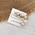 Set di tre fermagli per capelli con perle bianche e champagne su base in lega dorata - Stile Clip Perla Oro (AB-29-1)