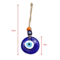 Dettaglio che mostra la lunghezza 150mm e diametro 50mm del ciondolo Evil Eye blu - Ornamento Ciondolo Disco Occhio Blu (BE270BU01)