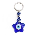 Detailansicht des blauen Glas-Evil-Eye-Sternanhängers an einem polierten Silber-Schlüsselanhänger - Stern-Stil (BE808BU02)