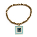 Modisches Evil Eye Perlenarmband mit goldenen Kugeln und quadratischem blauen Emaille-Anhänger - Hellblauer Quadratischer Böser Blick (BE1352GD01)