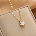 Elegante vergulde ketting met vierkante halo-zirconia hanger voor dames sieraden - Goud Wit