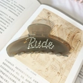 Grande molletta per capelli in acetato marrone traslucido con scritta Bride in strass - Grigio Siderale (Bride)