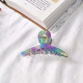 Pinza para el pelo grande de acetato con patrón de mármol colorido sobre fondo de tela blanca - Verde Púrpura Arcoíris