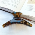 Large French acetate hair claw in vintage amber and blue tortoiseshell pattern finish - Amber Blue Pattern (Korean Style)