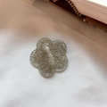 Gancho para móvil en forma de flor con purpurina plateada y resina transparente 3M - Plateado