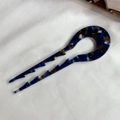 Horquilla en forma de U con patrón de carey azul y diseño antideslizante de acetato - Floral Azul