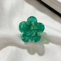 Mini green flower hair claw clip in high-quality acetate with marbled finish - Green