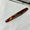 Fermaglio per capelli minimalista a tartaruga con finitura in resina ambrata - Grande stile a due strati / Marrone