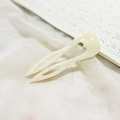 Elegant cream white U-shaped acetic acid hair pin with a smooth glossy resin finish - White Floral