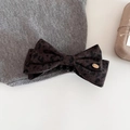 Details einer Haarklammer mit Leopardenmuster, Schleife und goldener Metallplakette - 2# Dunkler Kaffee