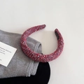 Dettaglio del cerchietto in tweed rosso e blu con trama intrecciata ed etichetta interna - 1# Mix Rosso Blu Bianco
